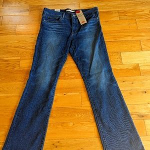 Levi's Shaping Bootcut Jeans